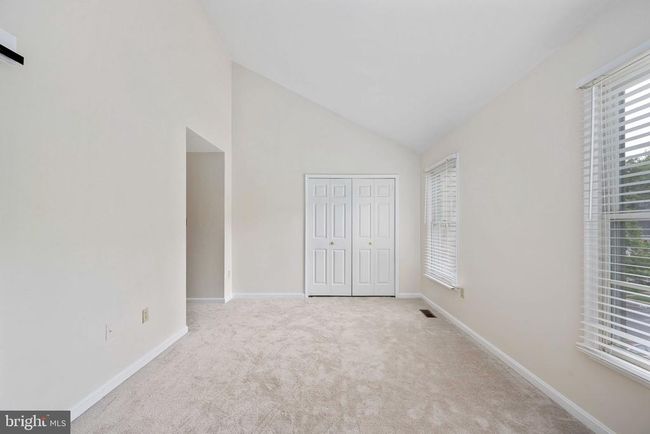 12329 Manchester Way, Townhouse with 3 bedrooms, 4 bathrooms and null parking in WOODBRIDGE VA | Image 17