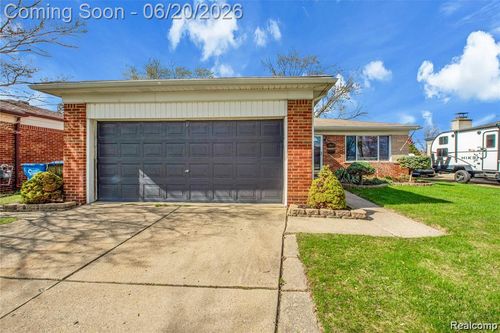14615 Masonic Blvd, Warren, MI, 48088-2966 | Card Image