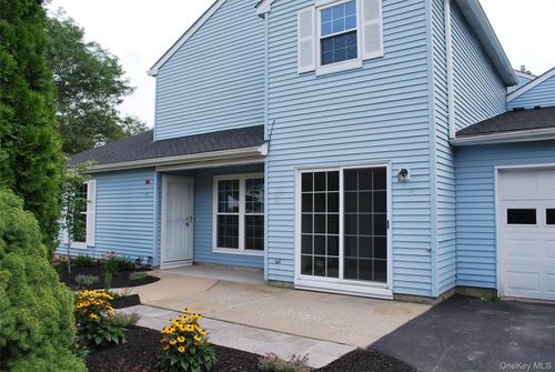 47 Weathervane Way, Warwick, NY, 10990-4243 | Card Image