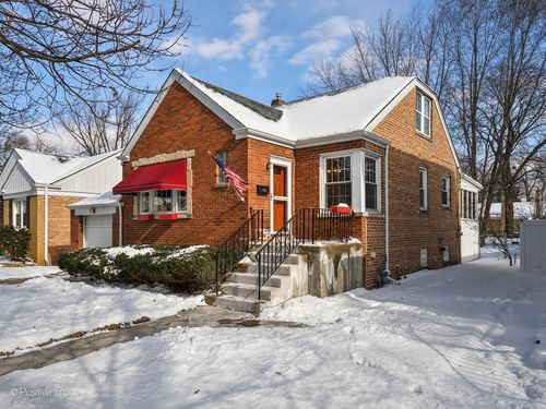 9939 S Clifton Park Ave, Evergreen Park, IL, 60805-3330 | Card Image