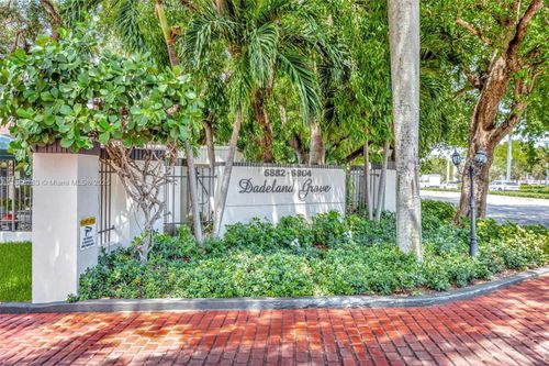apt-b301-6890 N Kendall Dr, Pinecrest, FL, 33156-1582 | Card Image