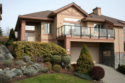 9-35931 Empress Dr, Abbotsford, BC, V3G2M8 | Card Image
