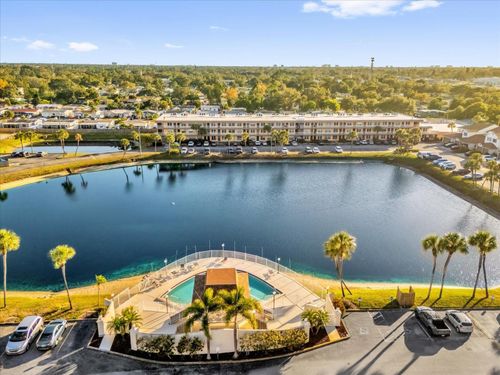 apt-102-6400 46th Ave N, KENNETH CITY, FL, 33709-3135 | Card Image