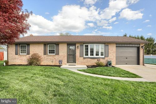 1636 Greenwood Dr, LEBANON, PA, 17046-2001 | Card Image