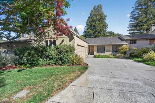 3113 Lippizaner Ln, Walnut Creek, CA, 94598-4606 | Card Image
