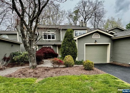 25 Stone Row Lane, Jefferson Township, NJ, 07438 | Card Image