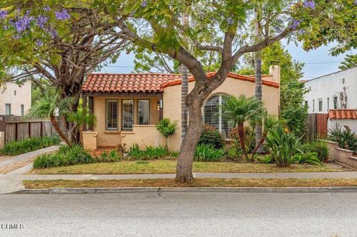 457 Coronado St, Ventura, CA, 93001-3612 | Card Image