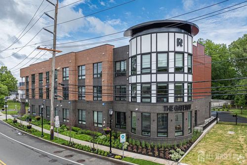 204-745 Bound Brook Rd, Dunellen, NJ, 08812-1007 | Card Image