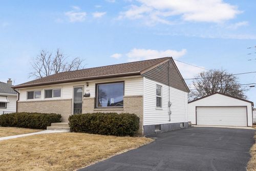 3836 E Van Eimeren Avenue, Cudahy, WI, 53110 | Card Image