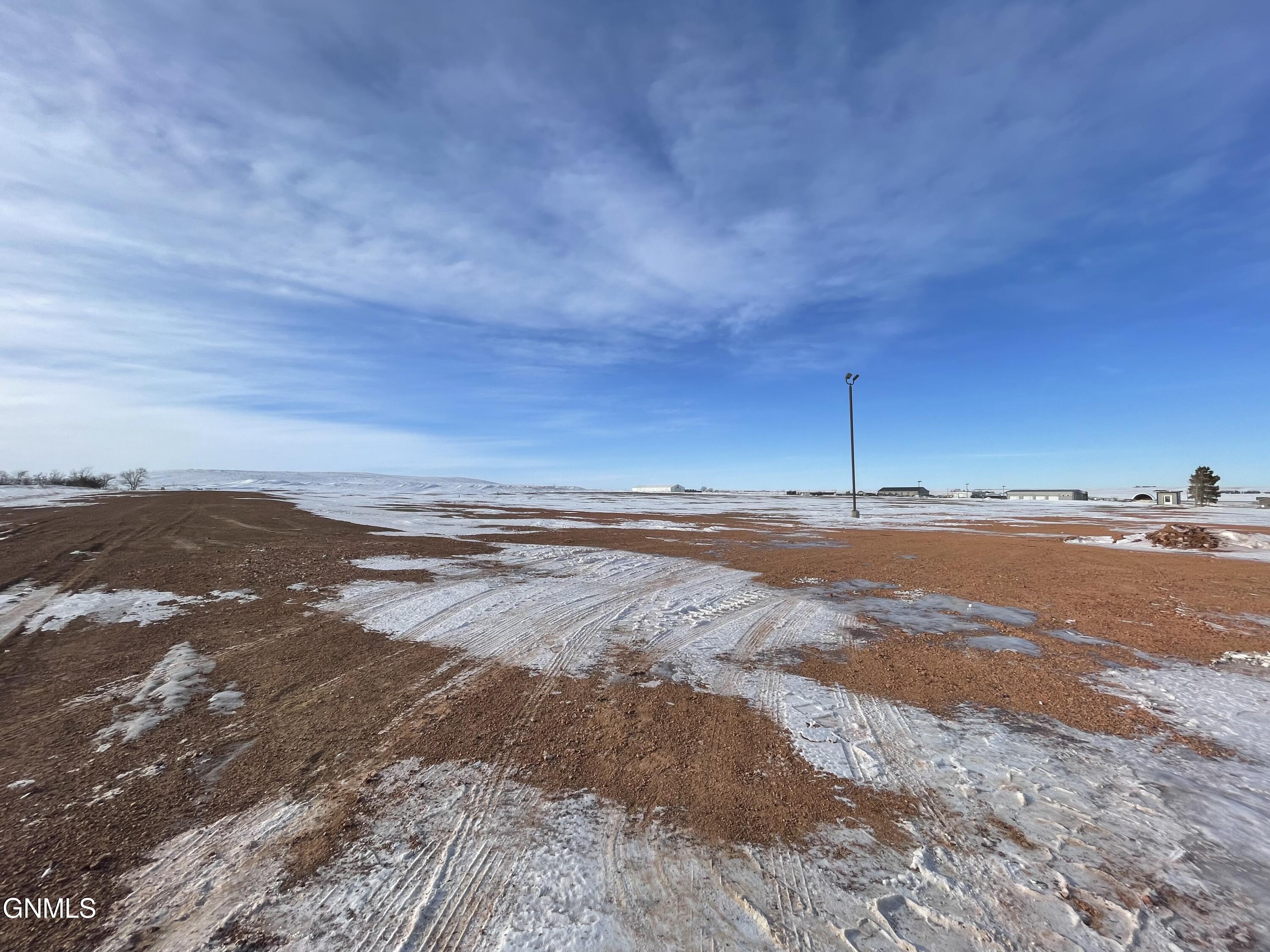 Land in Dickinson 4