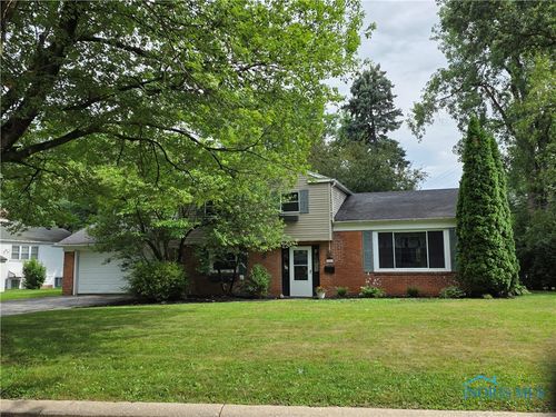 3651 Treelawn Dr, Toledo, OH, 43614-3549 | Card Image
