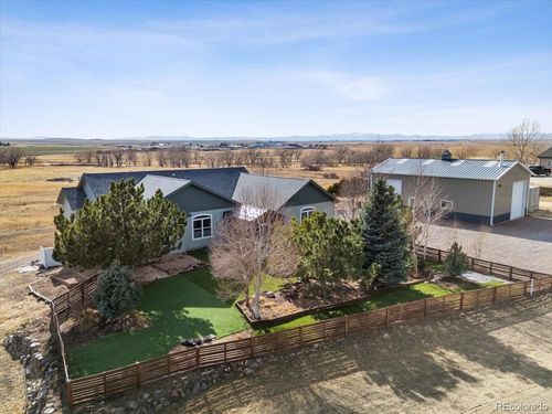 34150 E 25th Ave, Watkins, CO, 80137-7141 | Card Image