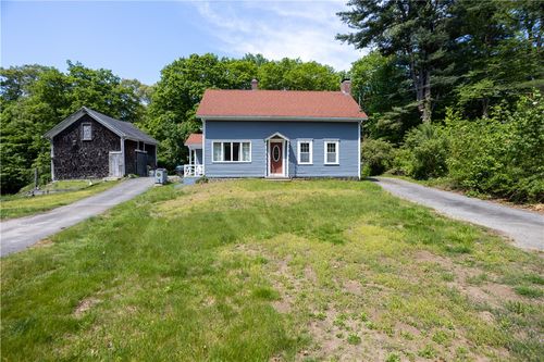 48 Brayton Rd, Smithfield, RI, 02917-1111 | Card Image