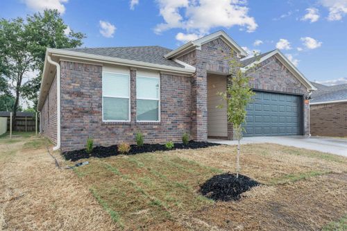 214 Mikah Drive, Maumelle, AR, 72113 | Card Image