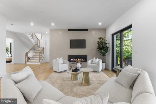 6411 Crane Ter, BETHESDA, MD, 20817-3138 | Card Image