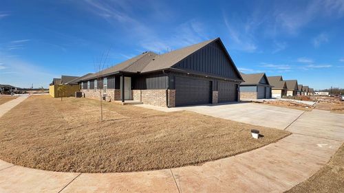 11403 N University Ave, Oklahoma City, OK, 73114-4503 | Card Image