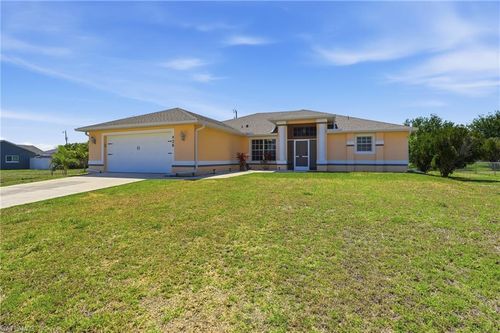 928 Nw 5th Pl, Cape Coral, FL, 33993-1140 | Card Image