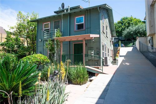 12-1639 Redcliff, Los Angeles, CA, 90026 | Card Image