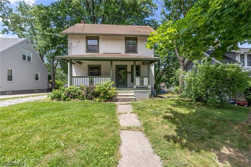 126 Fairview Ave, Wadsworth, OH, 44281-1768 | Card Image