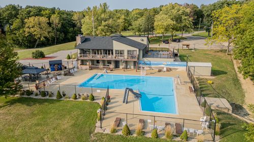 8 Birch Dr, Putnam, IL, 61560-9548 | Card Image
