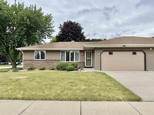 4105 Mackinac Dr, Janesville, WI, 53546-1448 | Card Image