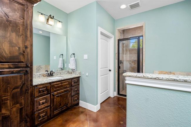 20585 Highway 146 N, Home with 3 bedrooms, 3 bathrooms and 3 parking in Liberty TX | Image 16