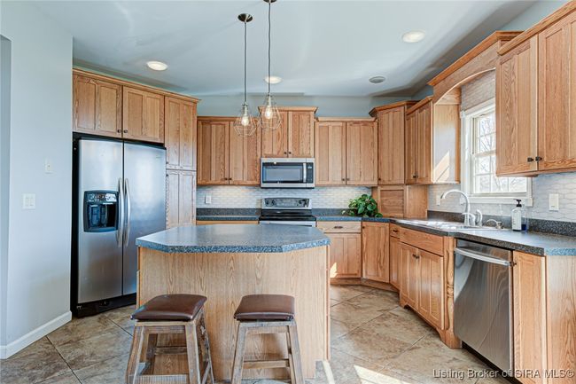 2916 Cottonwood Dr, Home with 4 bedrooms, 3 bathrooms and null parking in Scottsburg IN | Image 11