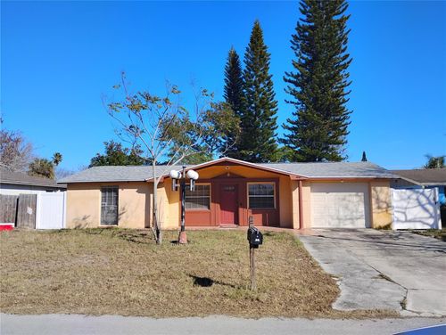 12716 Mulberry Ln, HUDSON, FL, 34667-1945 | Card Image