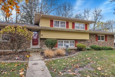 44 Bunting Lane, House other with 4 bedrooms, 2 bathrooms and 2 parking in Naperville IL | Image 2