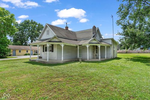 204 S Lafayette St, Cloverdale, IN, 46120-8712 | Card Image