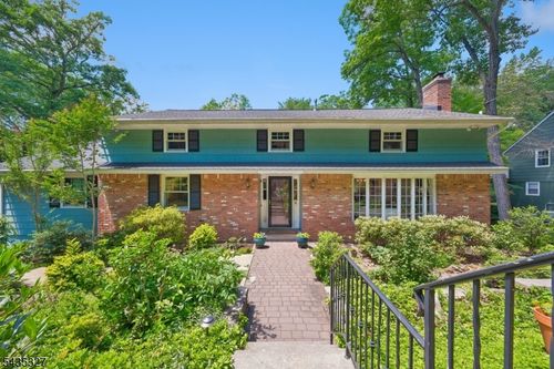 2659 Deer Path, Scotch Plains, NJ, 07076-1514 | Card Image
