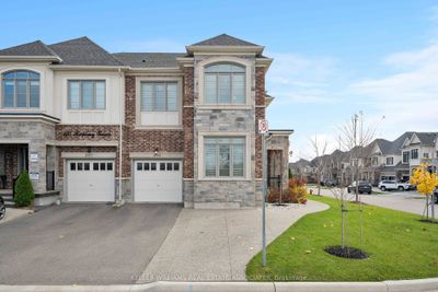 1199 Raspberry Terr, House attached with 4 bedrooms, 3 bathrooms and 4 parking in Milton ON | Image 2