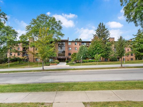 apt-208-7510 Farmingdale Dr, Darien, IL, 60561-4737 | Card Image