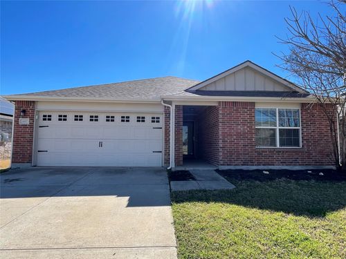 5817 Mountain Bluff Dr, Fort Worth, TX, 76179-7222 | Card Image