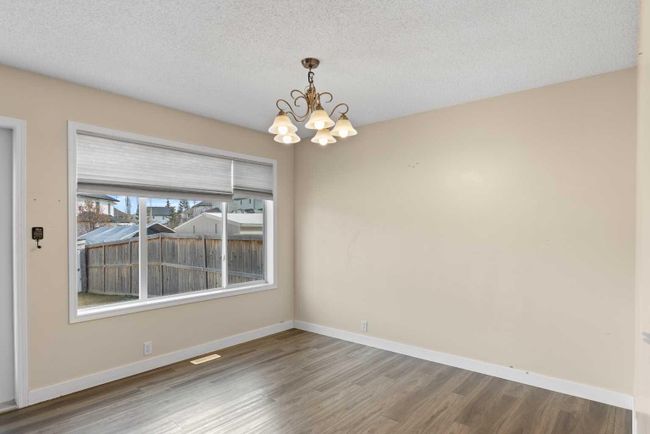 16 Hidden Valley Link Nw, Home with 3 bedrooms, 2 bathrooms and 2 parking in Calgary AB | Image 19