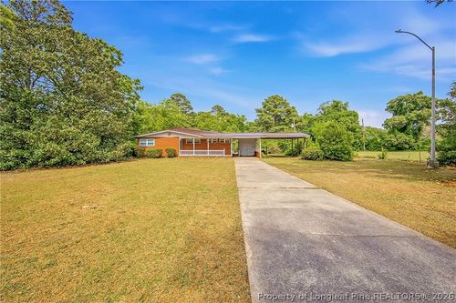 878 Vance Street Ext, Red Springs, NC, 28377-9738 | Card Image