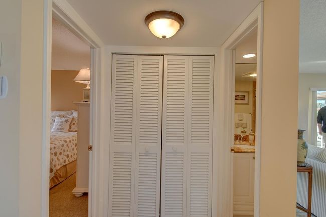 APT-108 - 9400 S Ocean Dr, Condo with 2 bedrooms, 2 bathrooms and null parking in Jensen Beach FL | Image 19