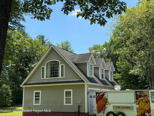 21 Easy St, Hurley, NY, 12443-6247 | Card Image