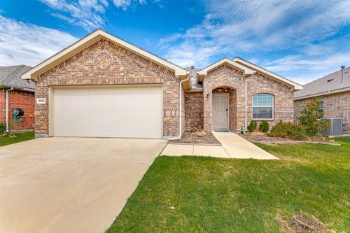 8904 Zubia Lane, Fort Worth, TX, 76131 | Card Image