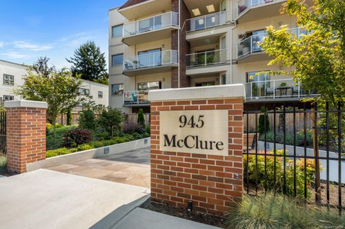 203-945 Mcclure St, Victoria, BC, V8V3E8 | Card Image