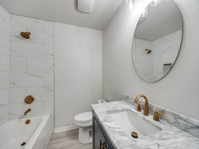 Hall bath view from door | Image 8