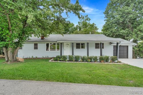 7 Glen Oaks Dr, Fenton, MO, 63026-5044 | Card Image