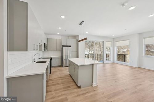 apt-210-23 Rock Hill Rd, BALA CYNWYD, PA, 19004-2060 | Card Image