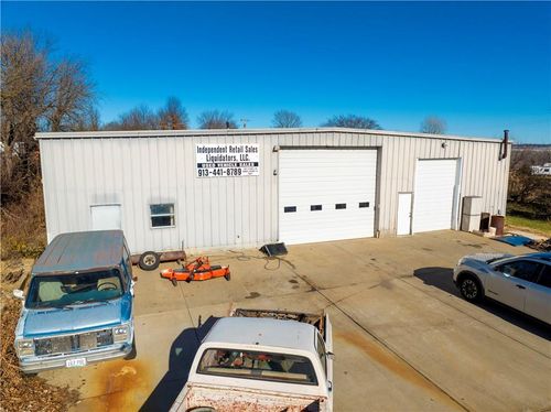 13612 Stillwell Rd, Bonner Springs, KS, 66012-9521 | Card Image