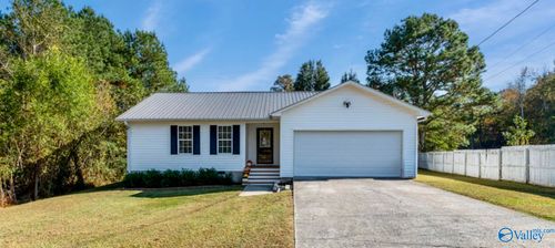 460 Bear Creek Trl, Union Grove, AL, 35175-7707 | Card Image
