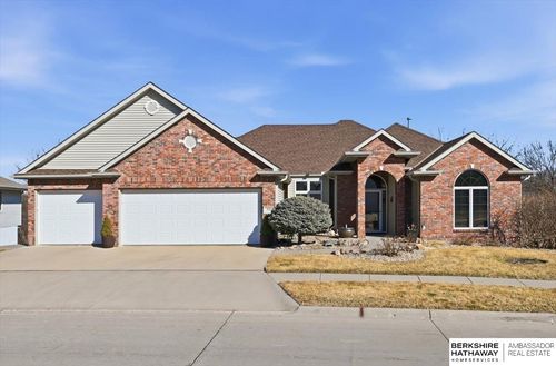 45 Norwood Dr, Council Bluffs, IA, 51503-5853 | Card Image
