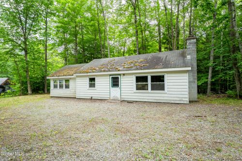 978 Mountain Rd, Hadley, NY, 12835 | Card Image