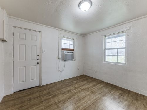 3432 Terrell, Dallas, TX, 75223 | Card Image