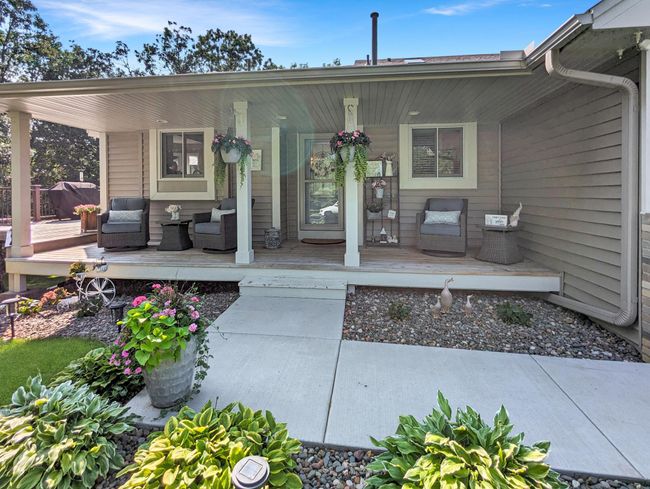 Wrap around front porch! | Image 5