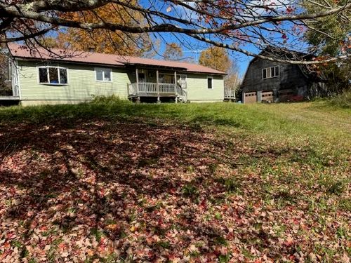 177 Highlander Rd, Greensbro Bnd, VT, 05842-8903 | Card Image